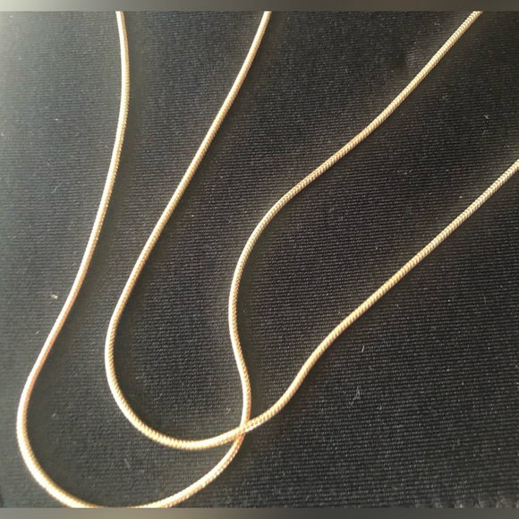 New Gold tone Dragonfly pendant and  necklace nickel free - Picture 3 of 6